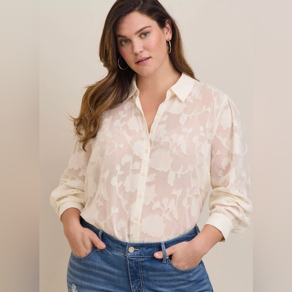 Torrid Madison Top clip floral button front long sleeve sheer top size 3